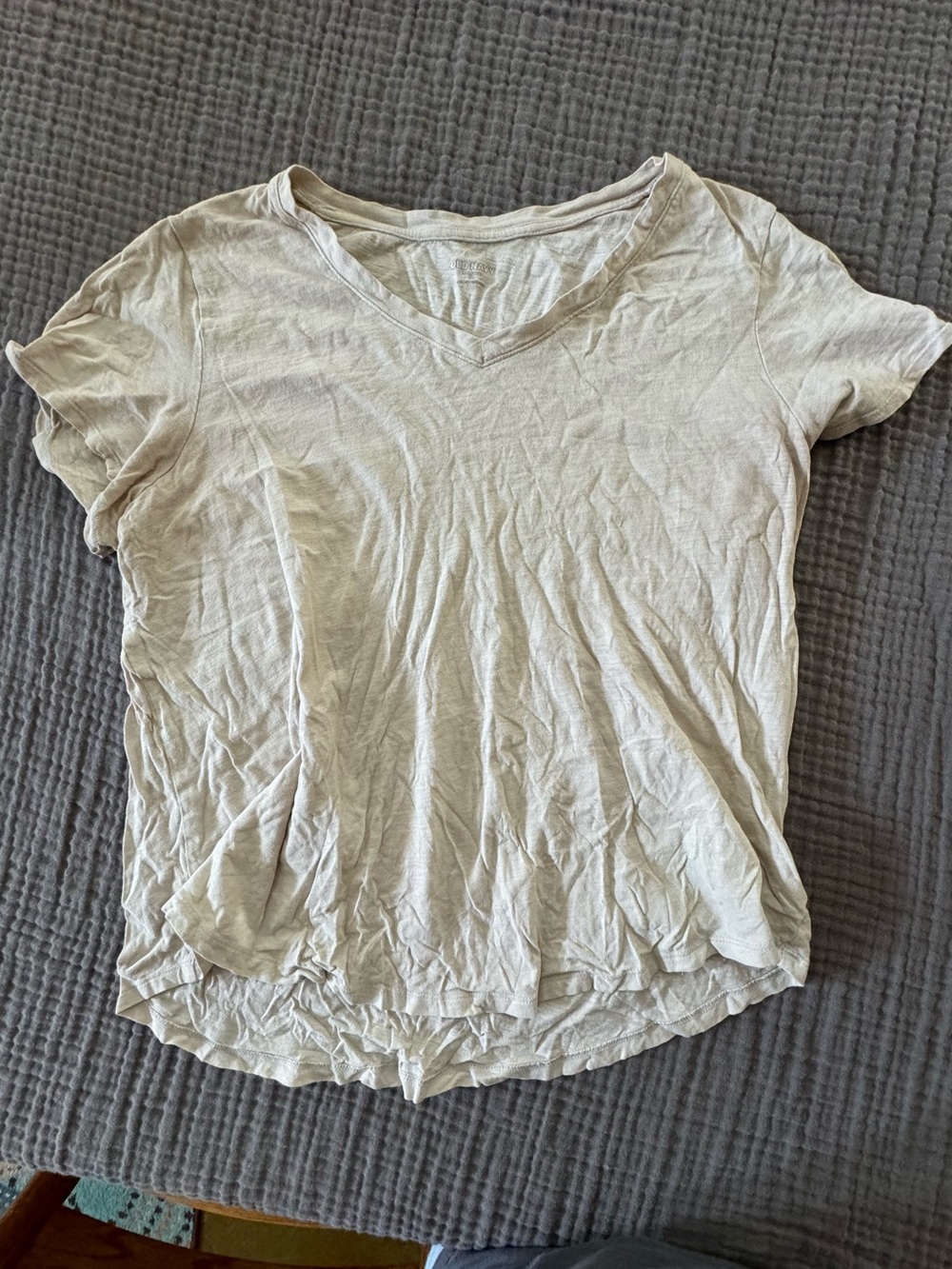 Women’s XL Lightweight V-Neck Tee - Cream 100% cotton